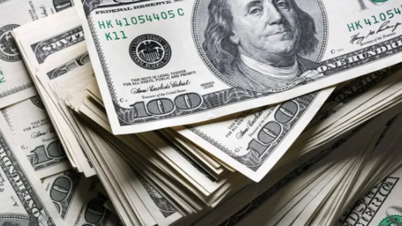PKR faces a steady decline against US dollar 