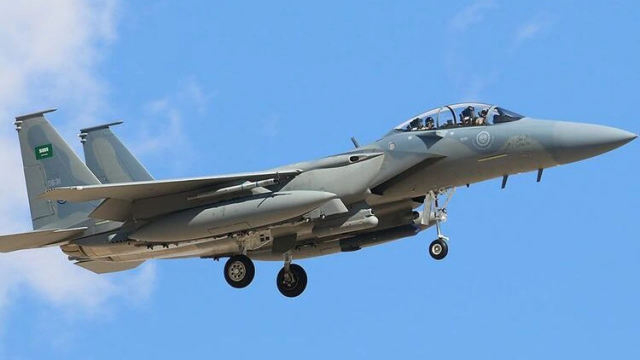 Saudi Arabian fighter jet crashes in Khamis, crew killed