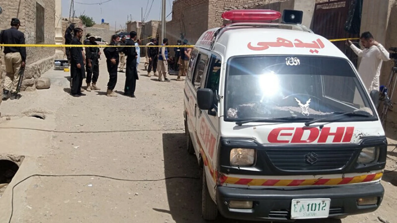 Two cops martyred in attack on polio team