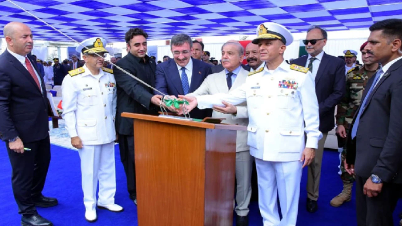 PM Shehbaz, Turkiye's vice president jointly launch fourth warship for Pakistan Navy