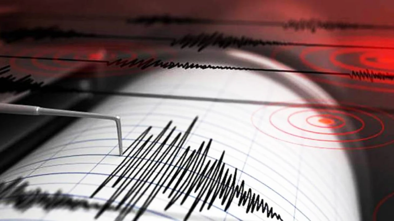 Magnitude 5.4 quake jolts different parts of Pakistan