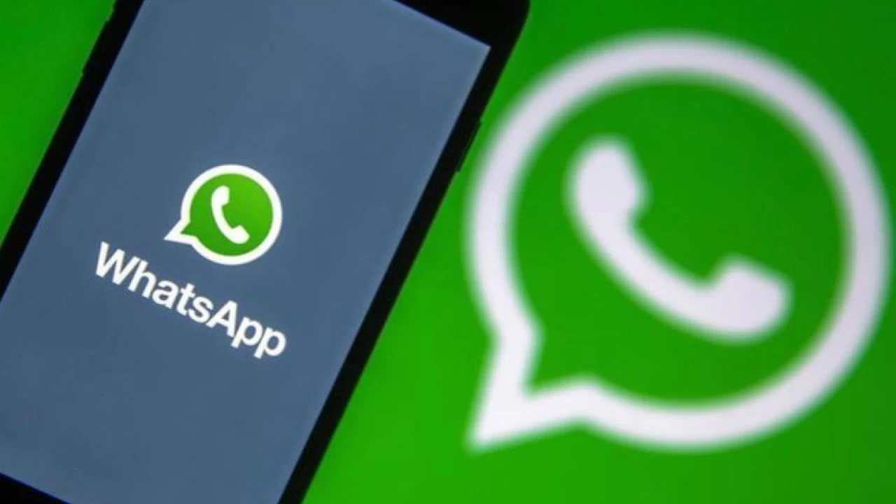 WhatsApp rolls out ‘Default message timer’ for beta users