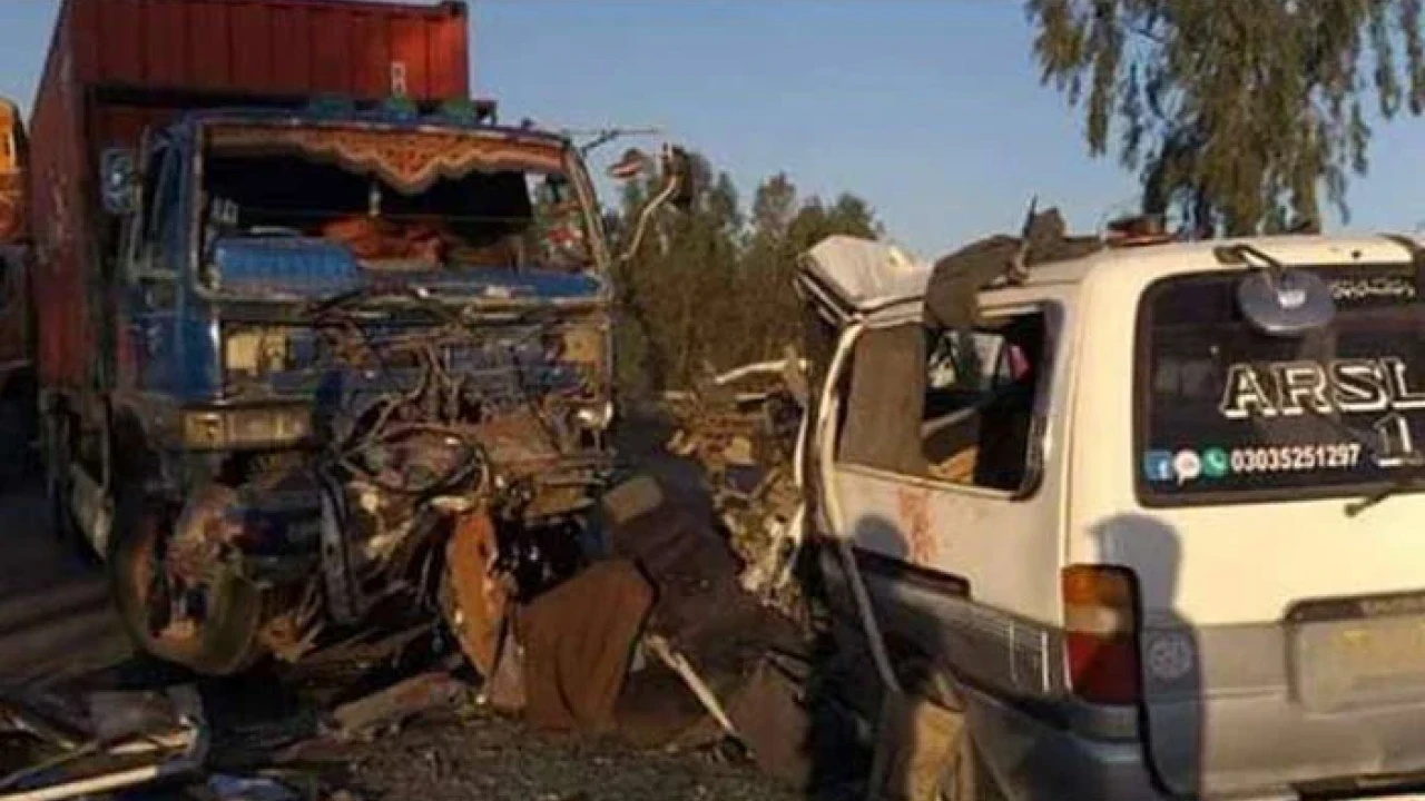 Five killed in Rawalpindi truck, van collision