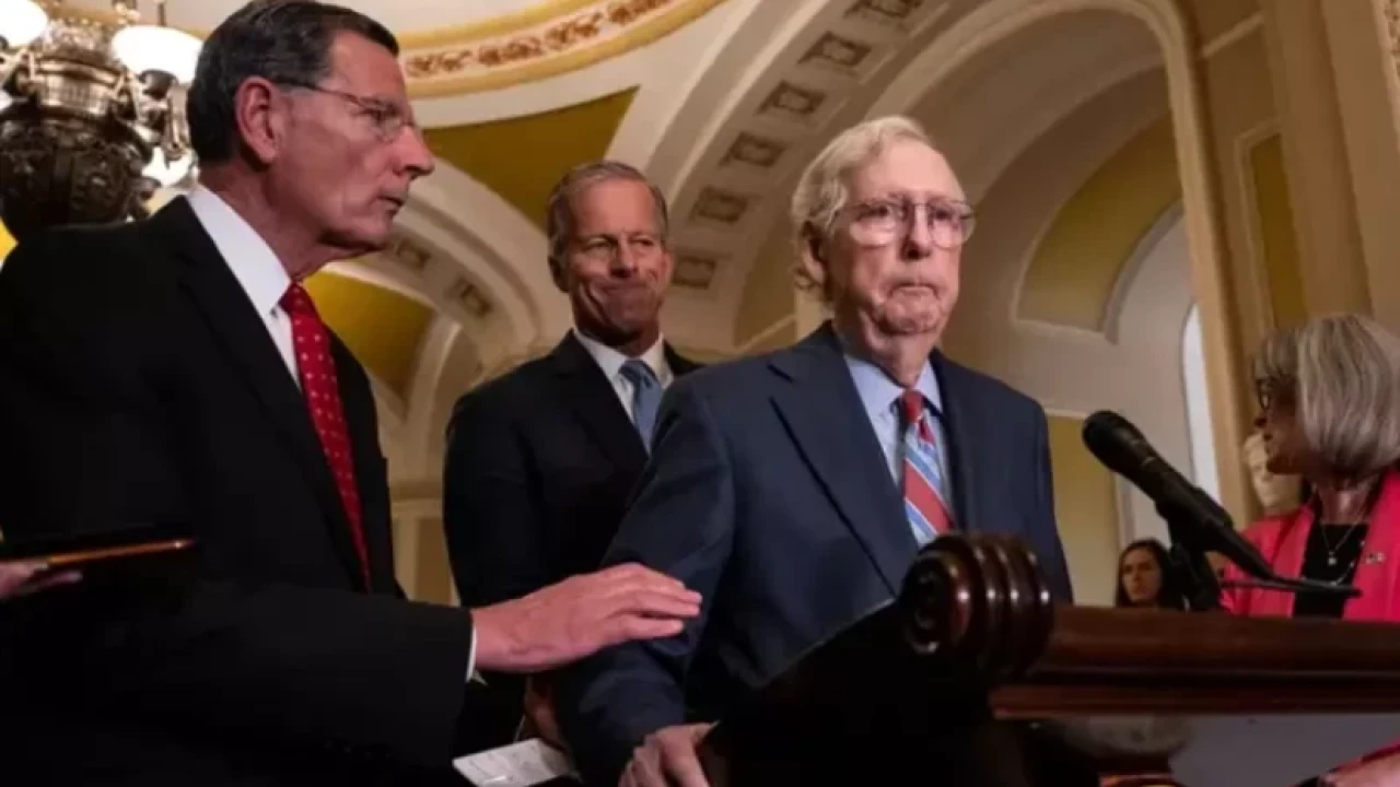 American senator became silent during a press conference