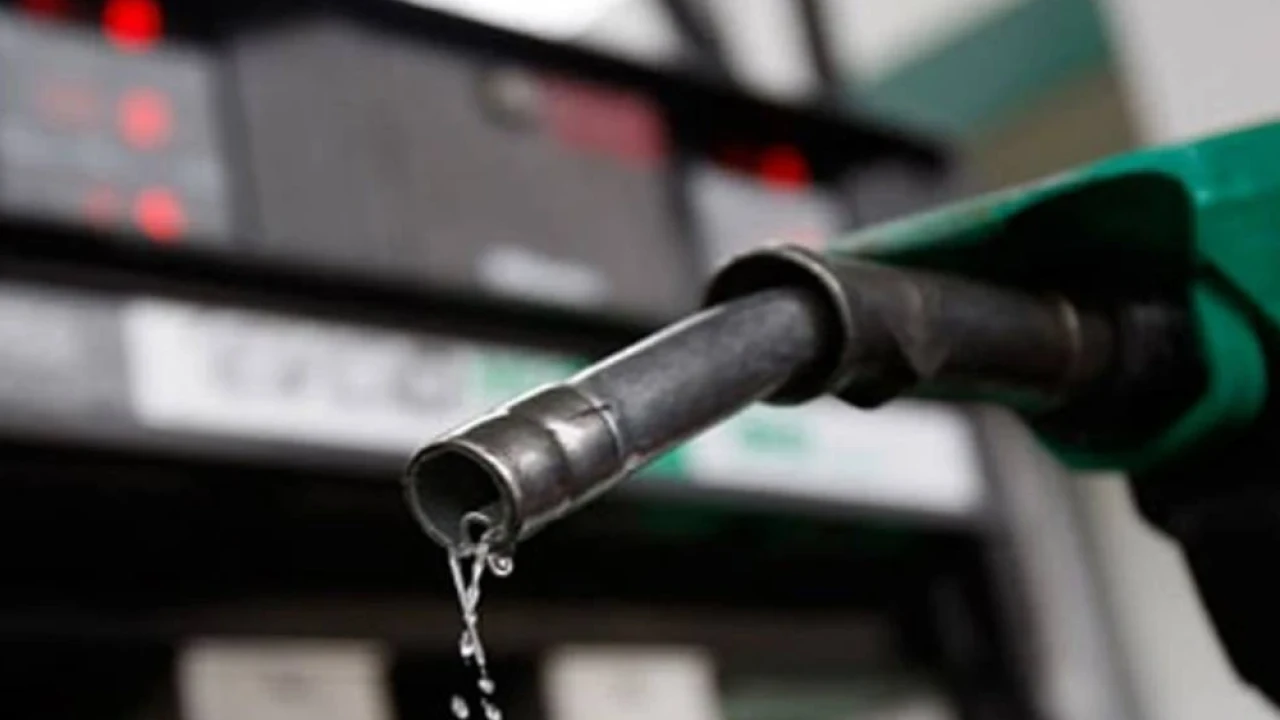 Govt hikes petrol price by Rs14.9 per litre