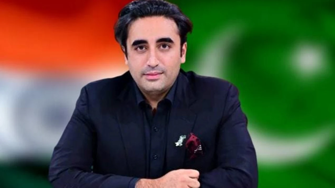 Bilawal rejects complaints of Aitzaz Ahsan’s alleged pro-PTI stance