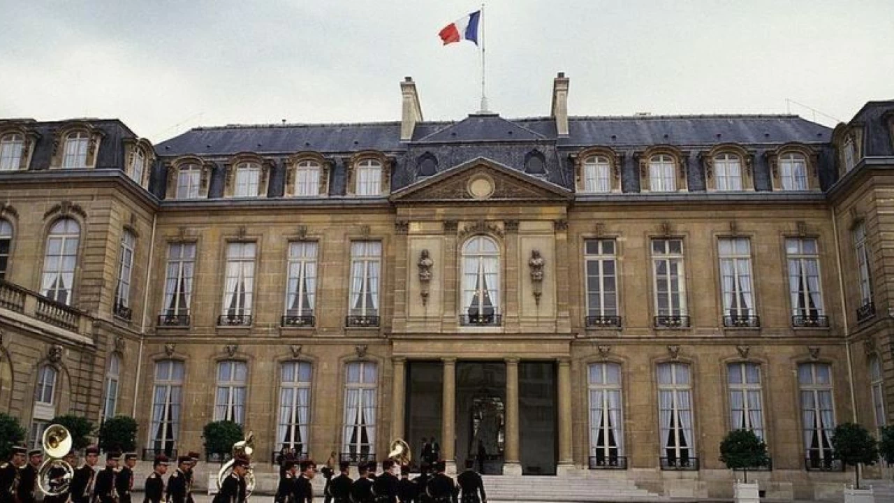 French prosecutors begin investigation into female soldier's rape at Élysée palace