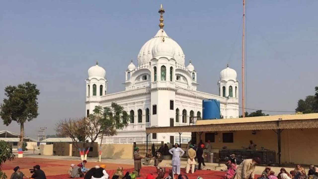 Guru Nanak’s birth anniversary: Pakistan issues visas to 3000 Indian Sikh pilgrims 