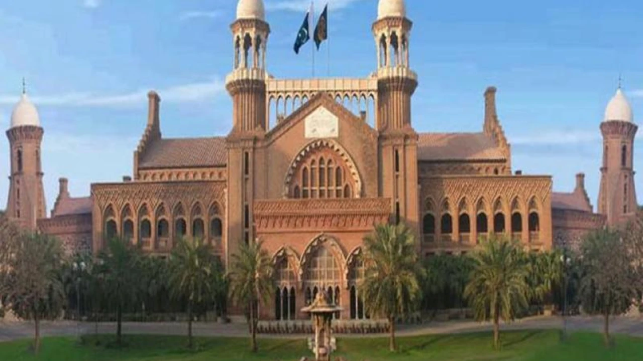 Contempt case: LHC issues arrest warrants of IG Islamabad
