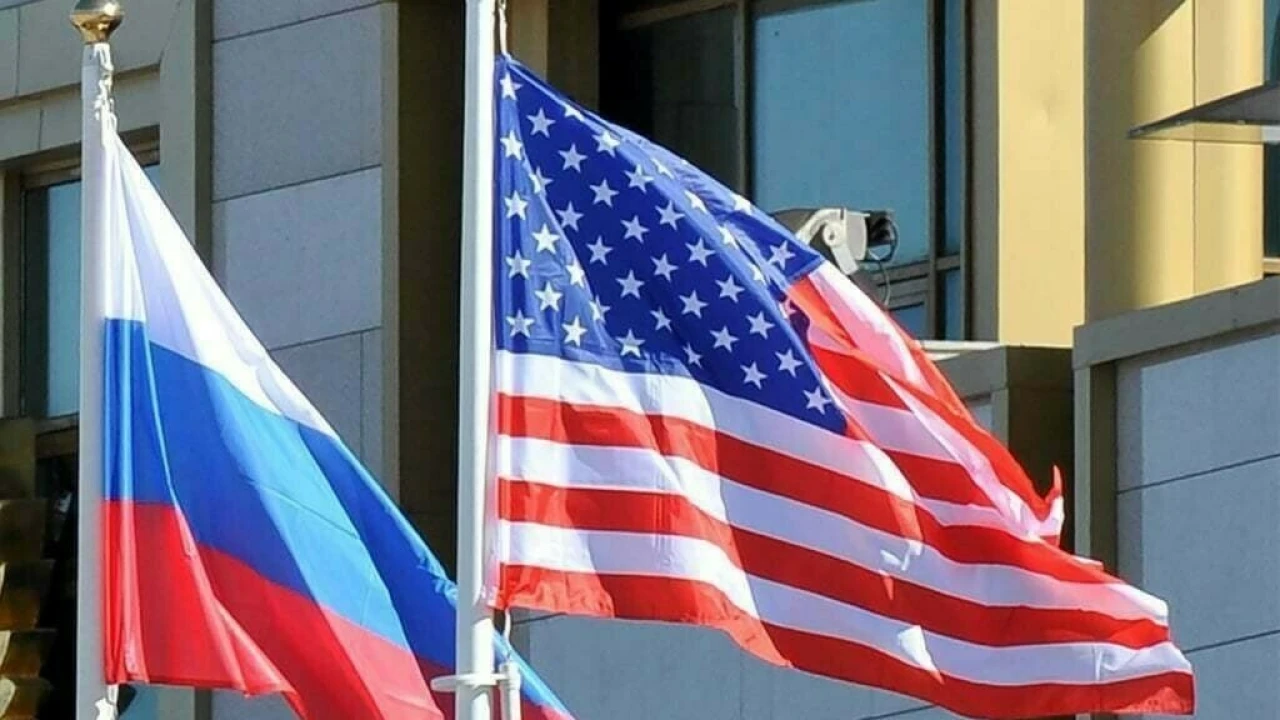 Russia expels two American diplomats