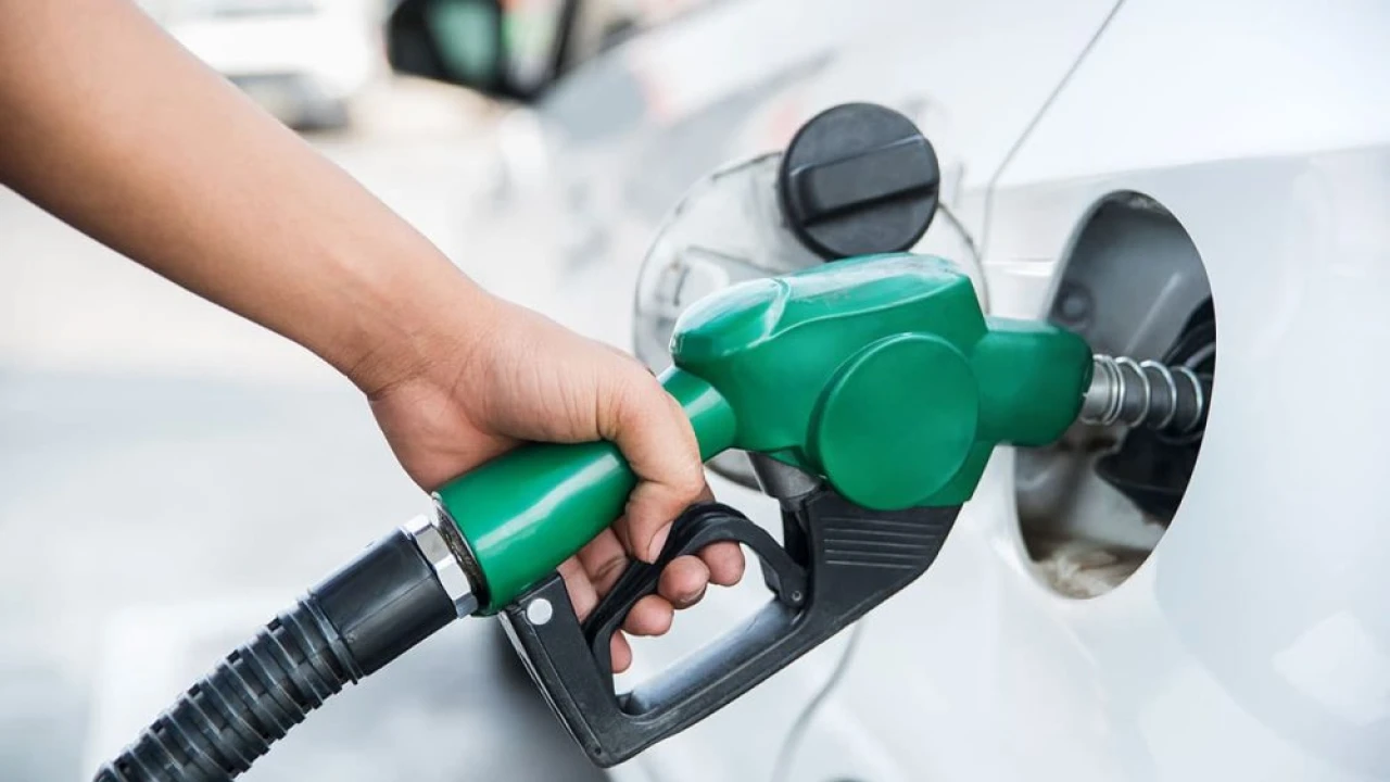 Govt contemplates increase in petrol price via sales tax
