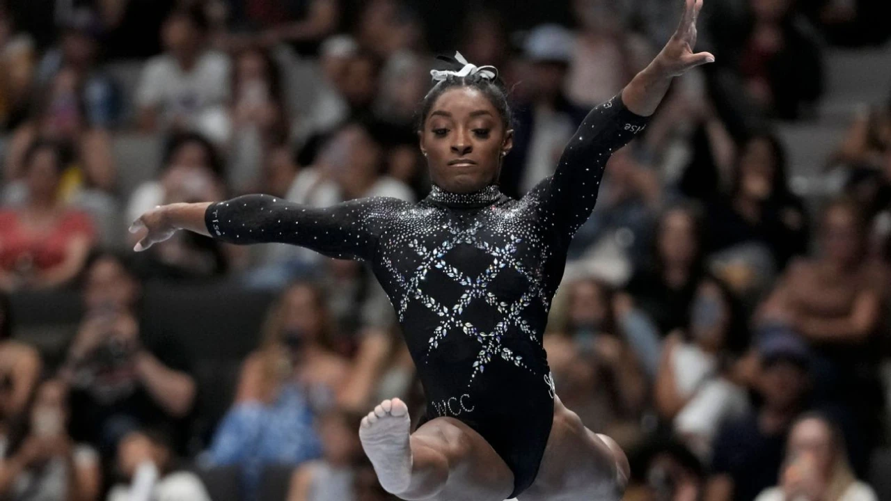 U.S.'s Biles to compete in her record 6th worlds