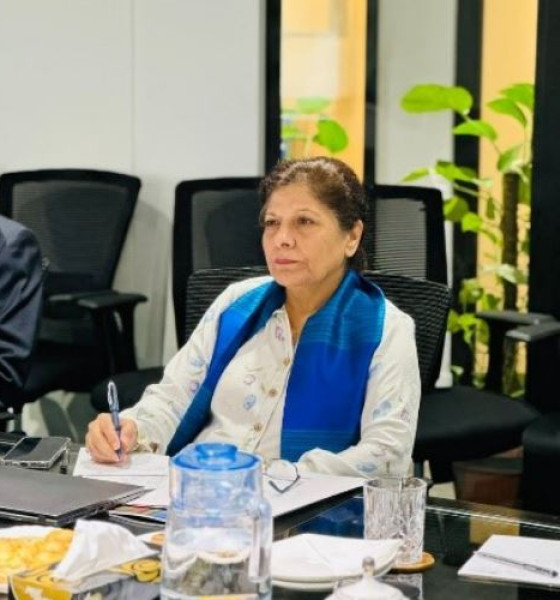 نگران وزیر خزانہ شمشاد اختر سے پی سی بی کے وفد کی ملاقات