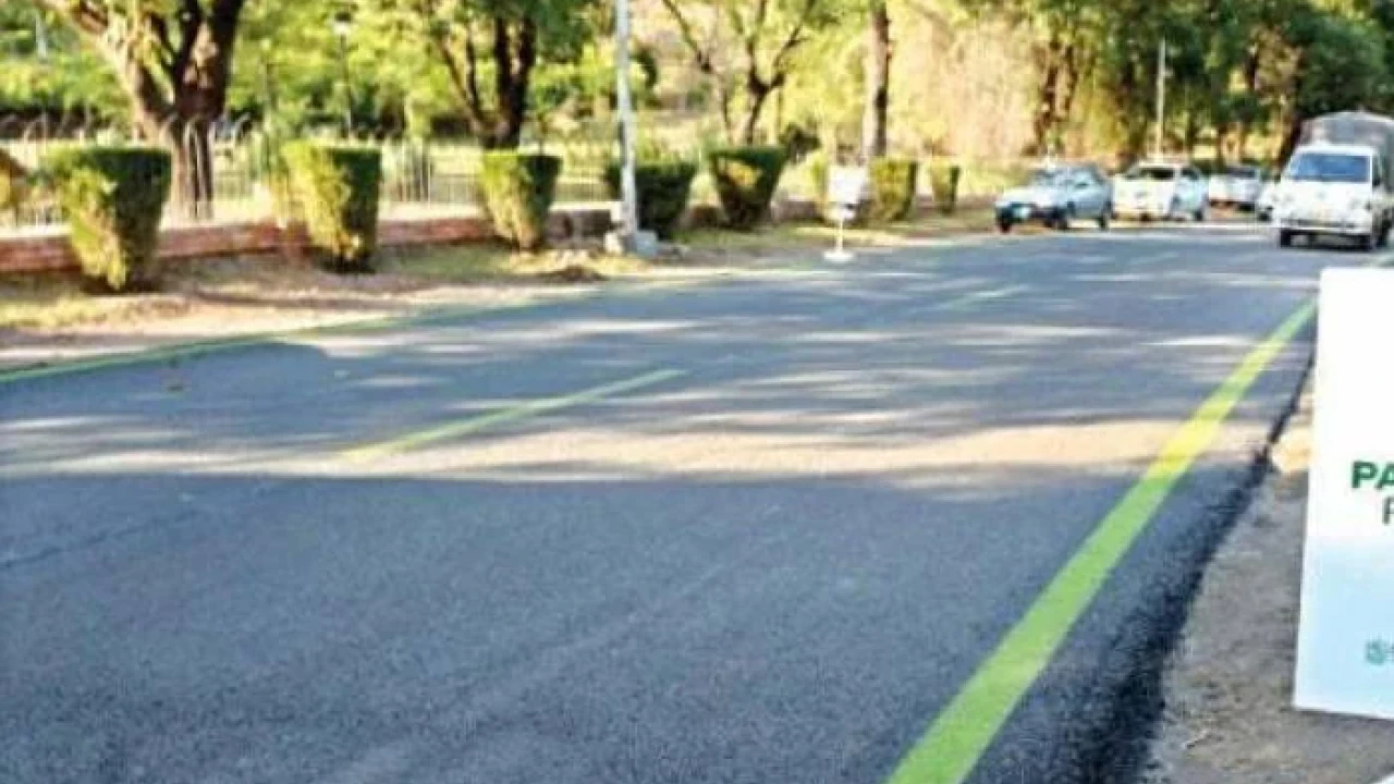 Govt inaugurates plastic road for the first time in Lahore