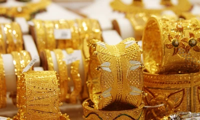 Gold price declines by Rs9,000 per tola