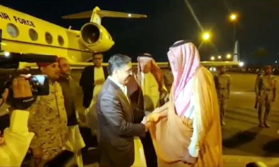 Caretaker PM Kakar arrives in Madina Munawwarah