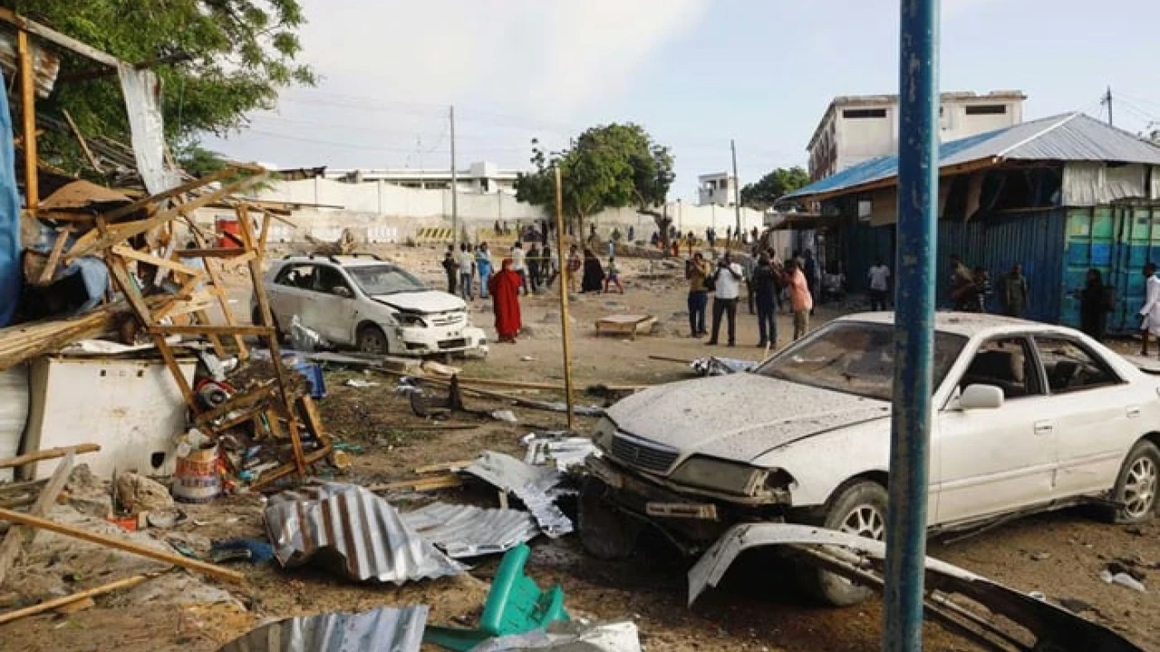 Seven killed in Somalia suicide blast in tea shop