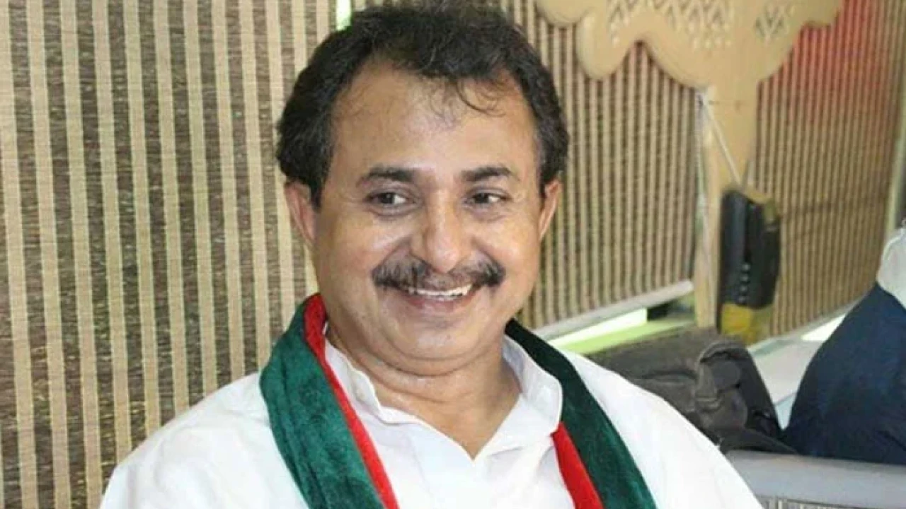 PTI’s Haleem Adil Sheikh, Raja Azhar granted bail