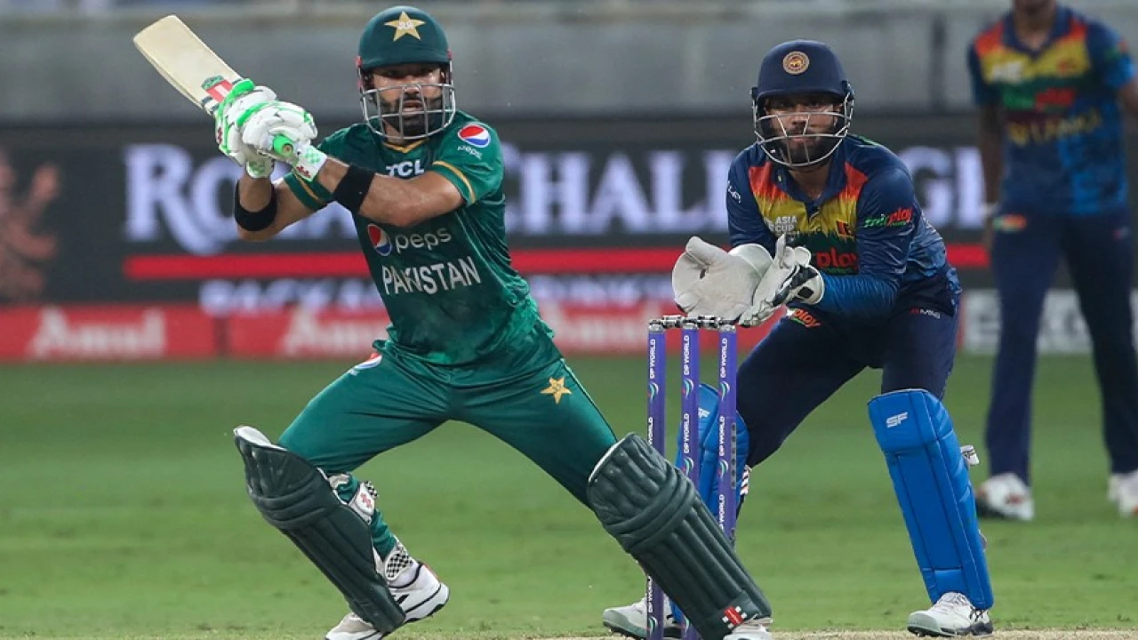 Pakistan considers lineup change for Sri Lanka clash