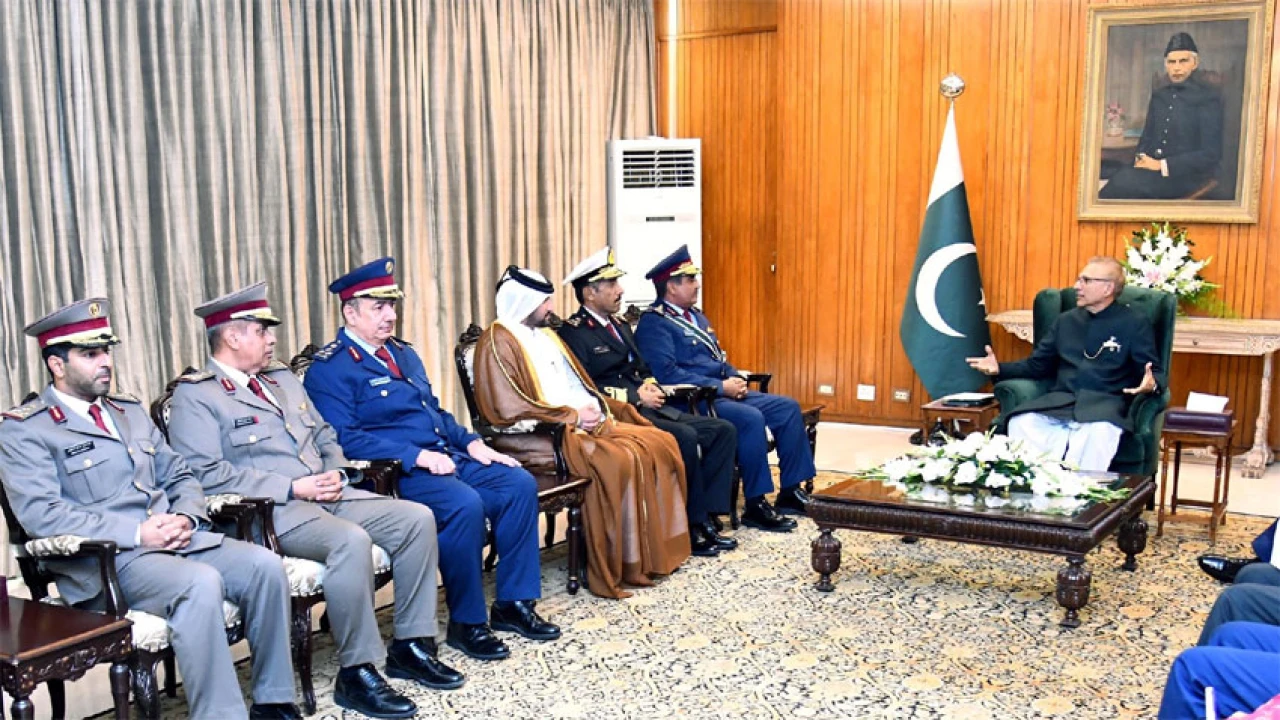 President calls for cementing Pak-Qatar ties in economy, defence