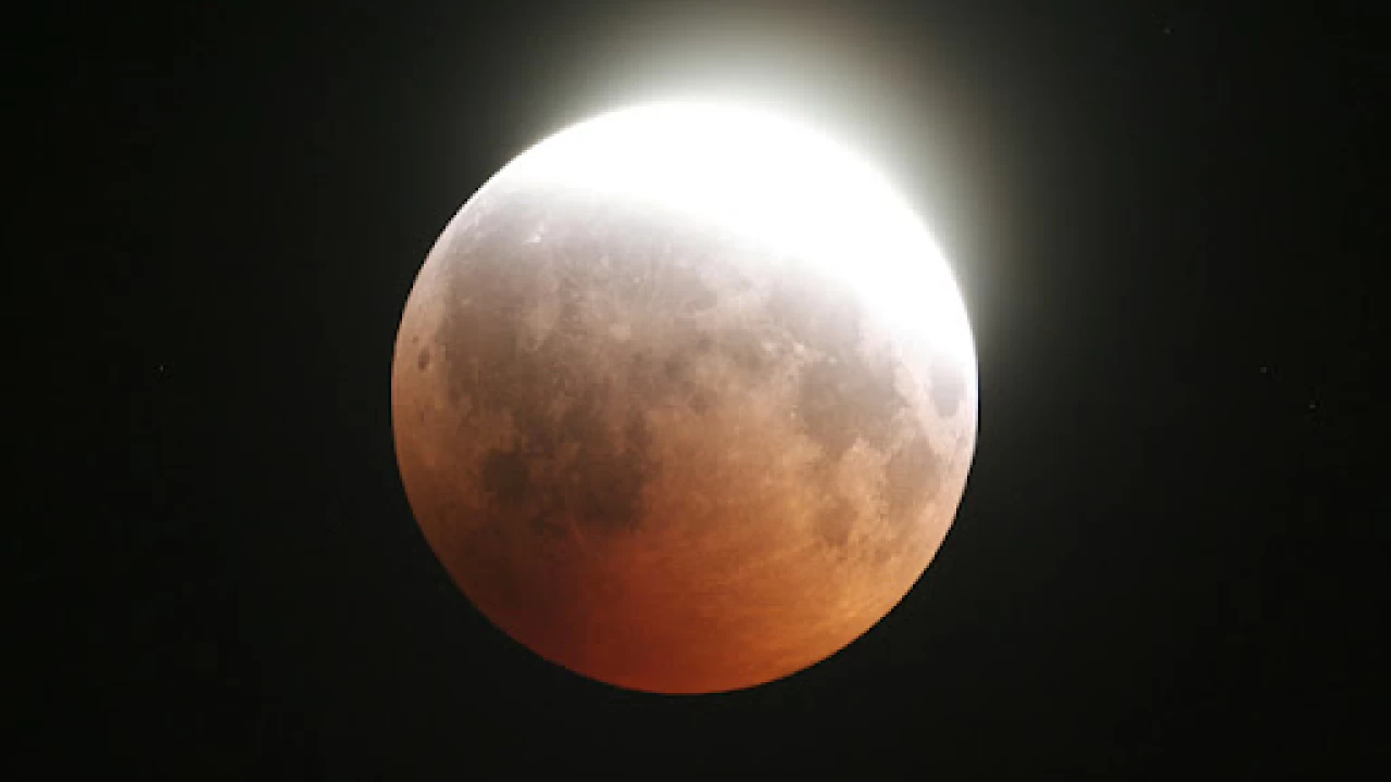 Under a ‘blood moon’; world sights historic lunar eclipse 