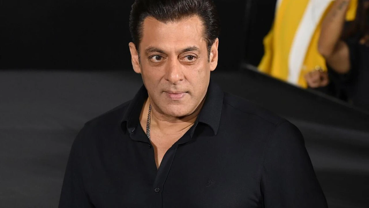Salman Khan drops 'Tiger 3' trailer