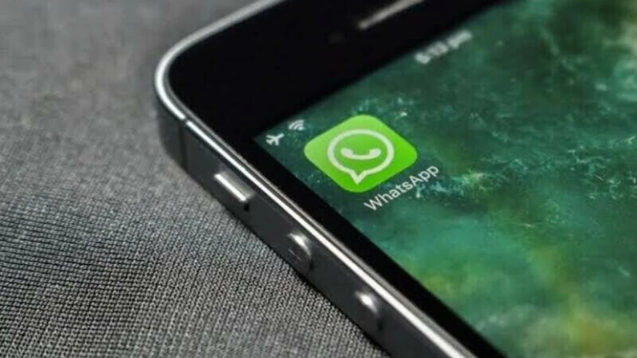 WhatsApp stops working on old phones