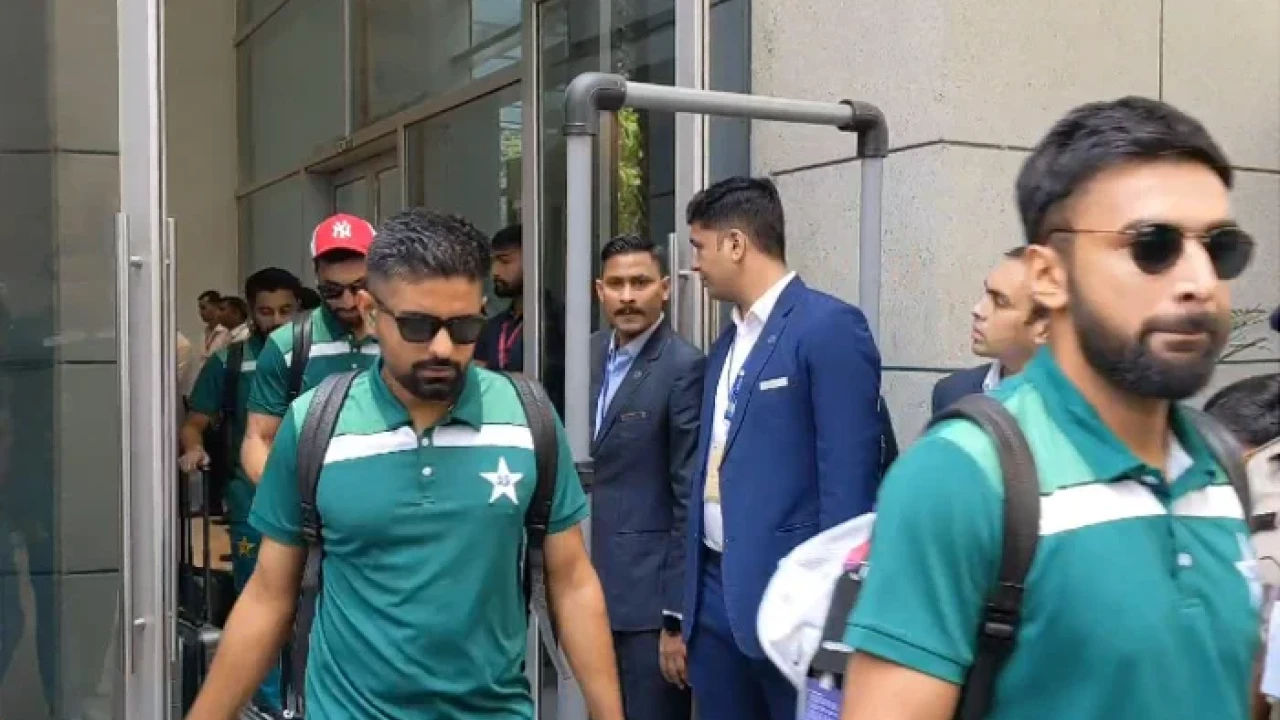 Pakistan team leaves for Chennai from Bangalore