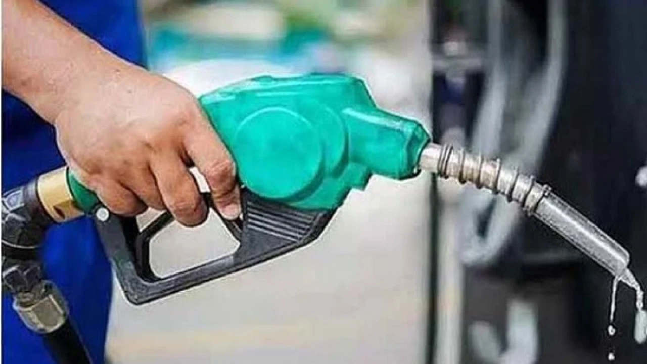 Petrol prices likely to decline as crude oil prices slide down