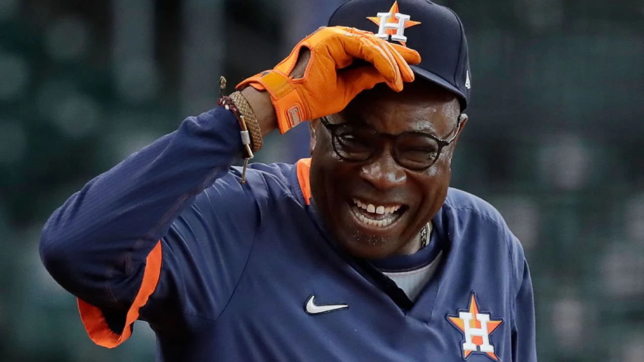 Astros manager Dusty Baker says he's retiring