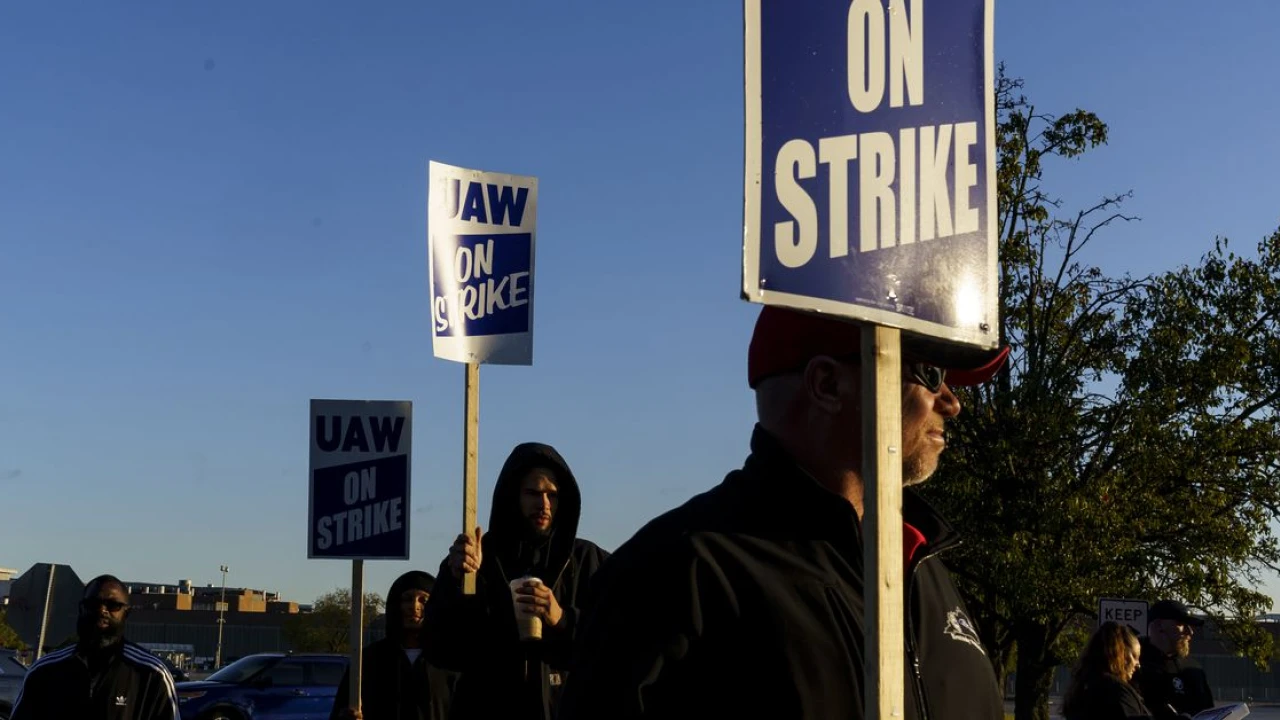 One down, two to go: Autoworkers get a tentative deal with Ford