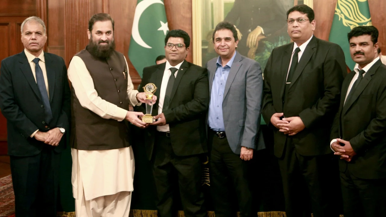 Punjab governor attends national Christian national award ceremony