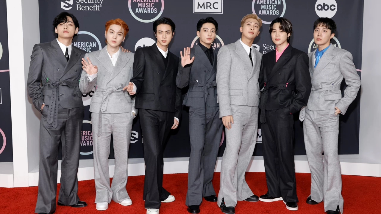 BTS named artist of the year at 2021 American Music Awards