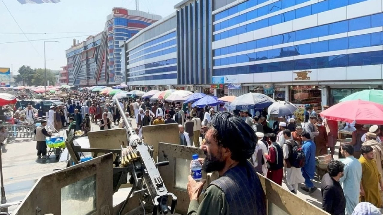 UN warns of 'colossal' collapse of Afghan banking system