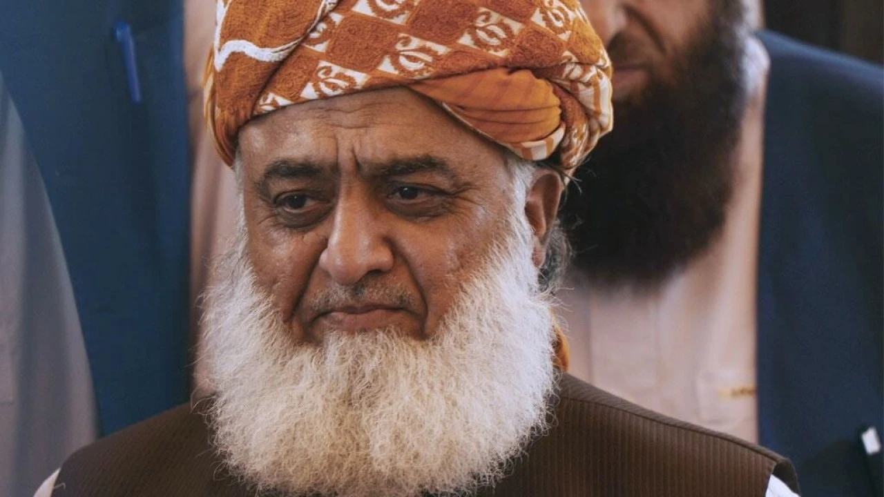 JUI-F criticizes President Alvi, demands his removal ahead of general elections