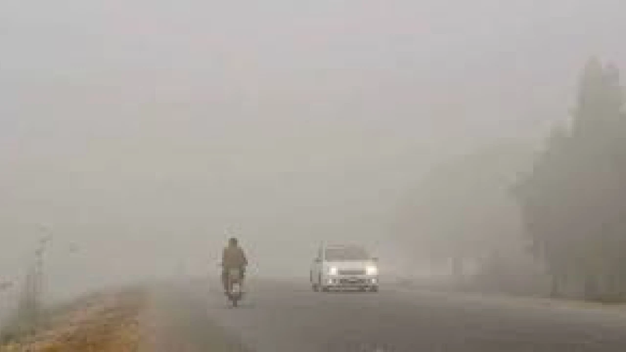 Motorway M2 closed due to smog fog