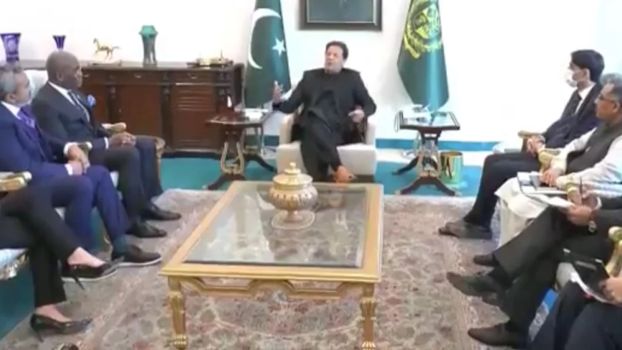 Pakistan, US need deep engagement to secure Afghanistan economically: PM Imran