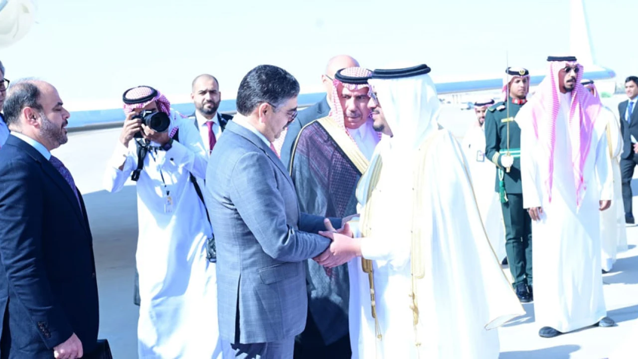 PM Kakar arrives in Saudi Arabia on official visit