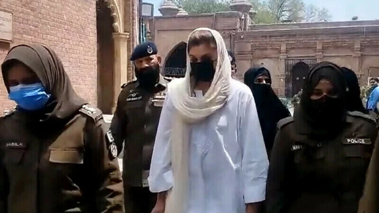 Khadija Shah approaches LHC against detention