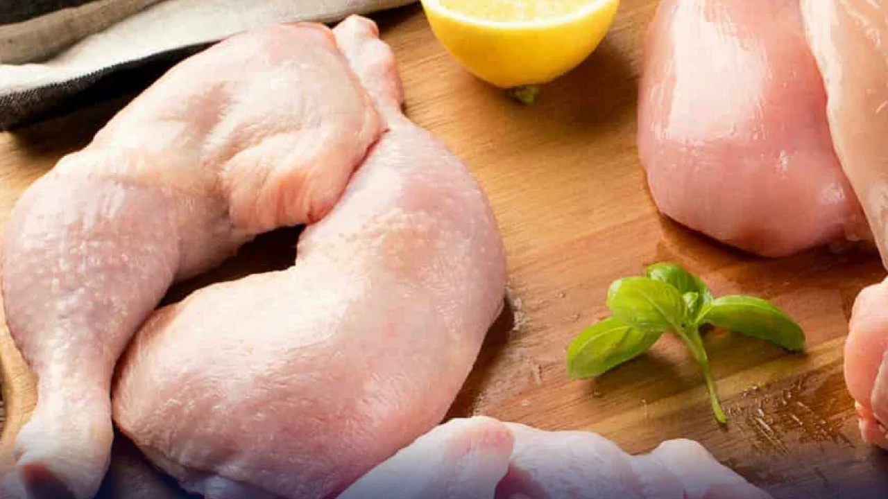 Price of chicken meat declines by Rs5