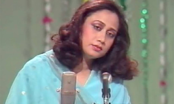 پروین شاکر کا 71واں یومِ پیدائش آج منایا جارہا ہے