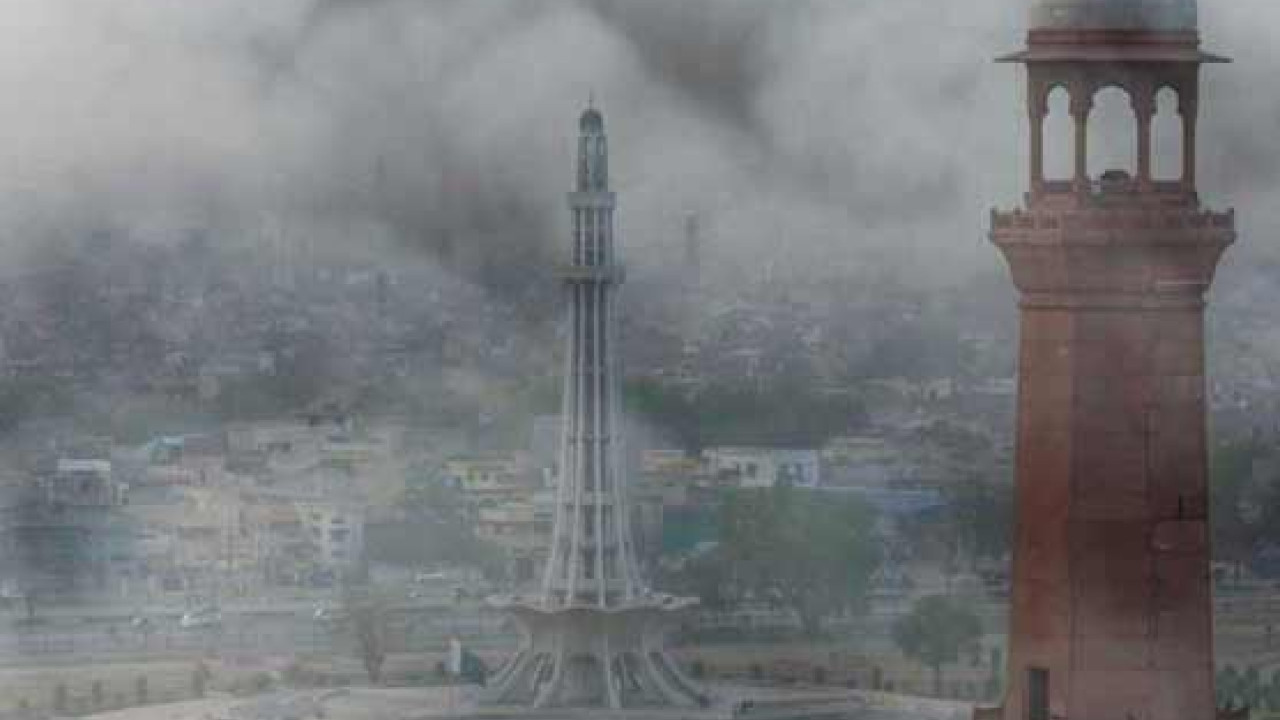 لاہور ہائیکورٹ کی سموگ کے تدارک کیلئے درخواستوں پر سماعت