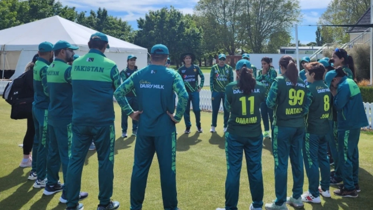 پاکستانی  ویمن ٹیم نیوزی لینڈ سے میچ کیلئے تیار ہے