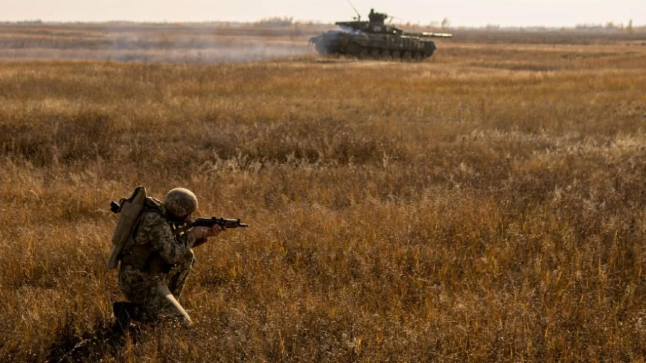 Russia, Ukraine hold combat drills as border tensions mount