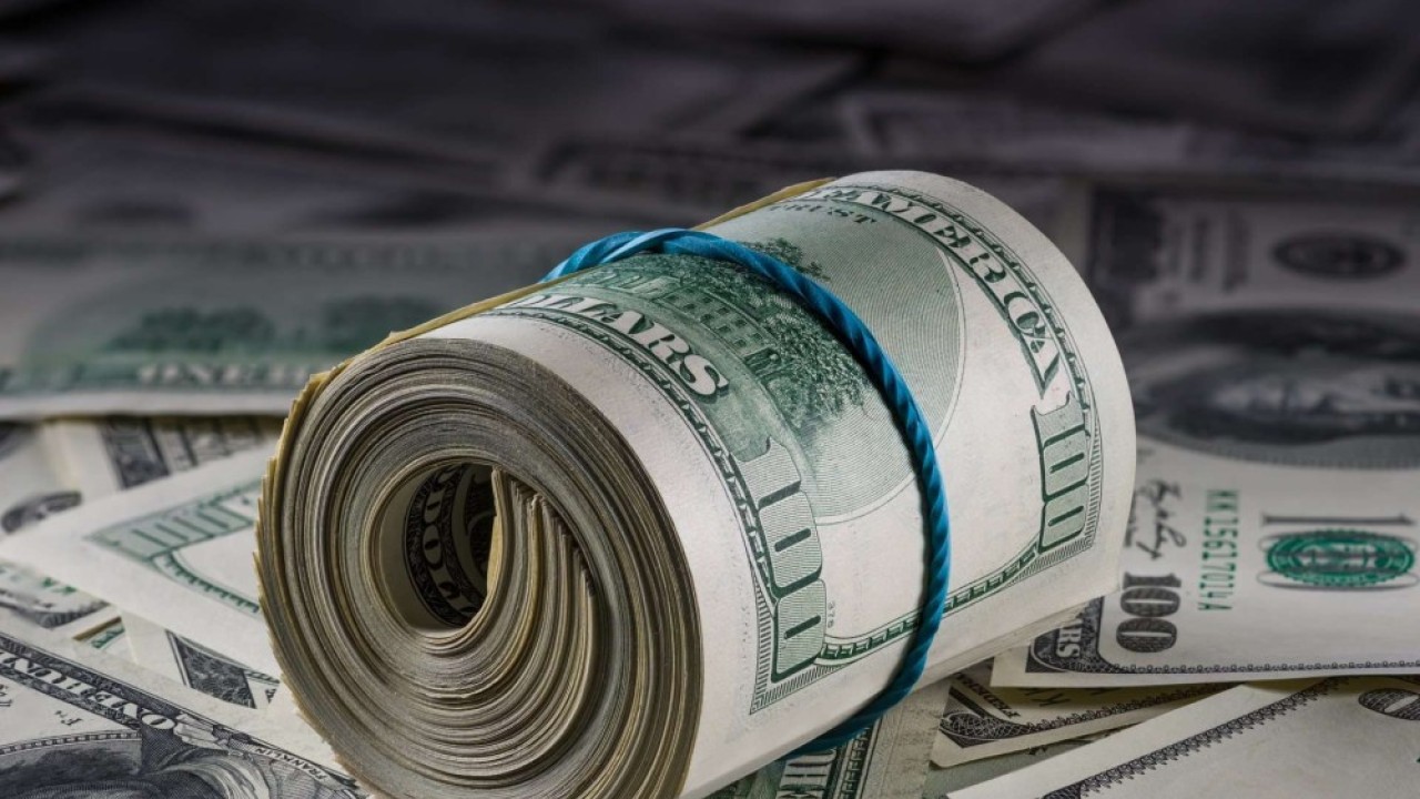 US Dollar drops low against Pakistani Rupee