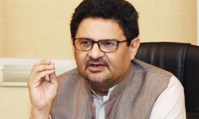 Miftah Ismail rejects reports of joining PPP