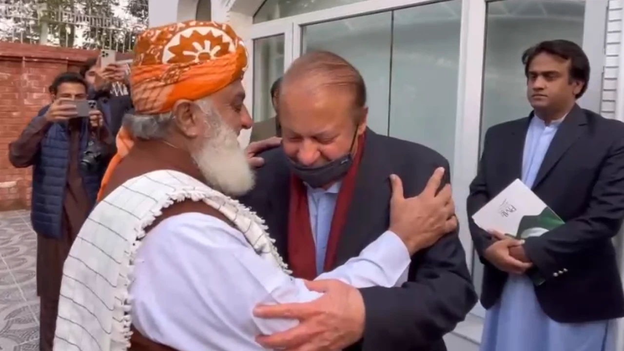 Fazl, Nawaz meet, deliberate on prevailing political situation