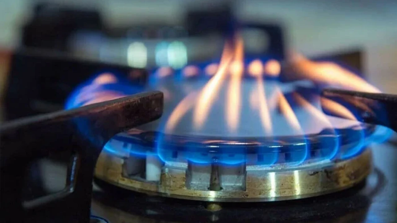 IMF orders 100% increase in gas tariff for protected customers