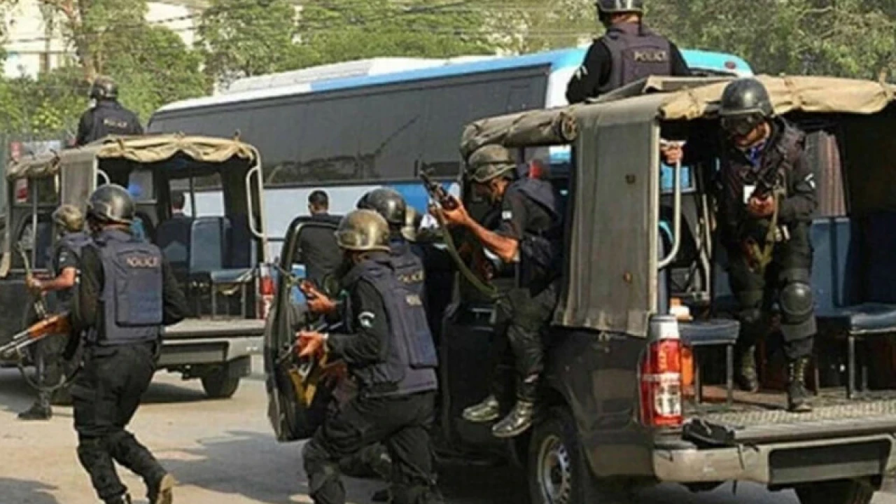 Outlawed TTP terrorist arrested in Karachi