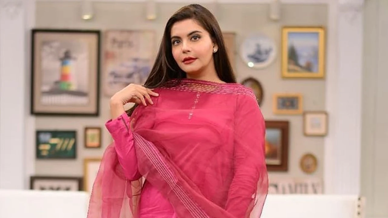 Nida Yasir responds to critics of her dresses and makeup